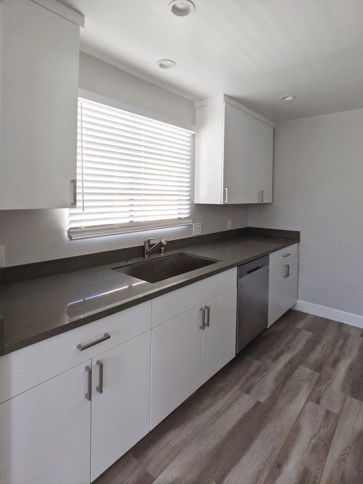 458 S Oakhurst Dr #1 - Photo 6 of 12