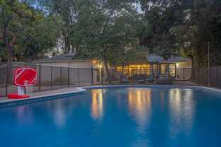8624 Louise Ave #NA - Photo 1 of 1