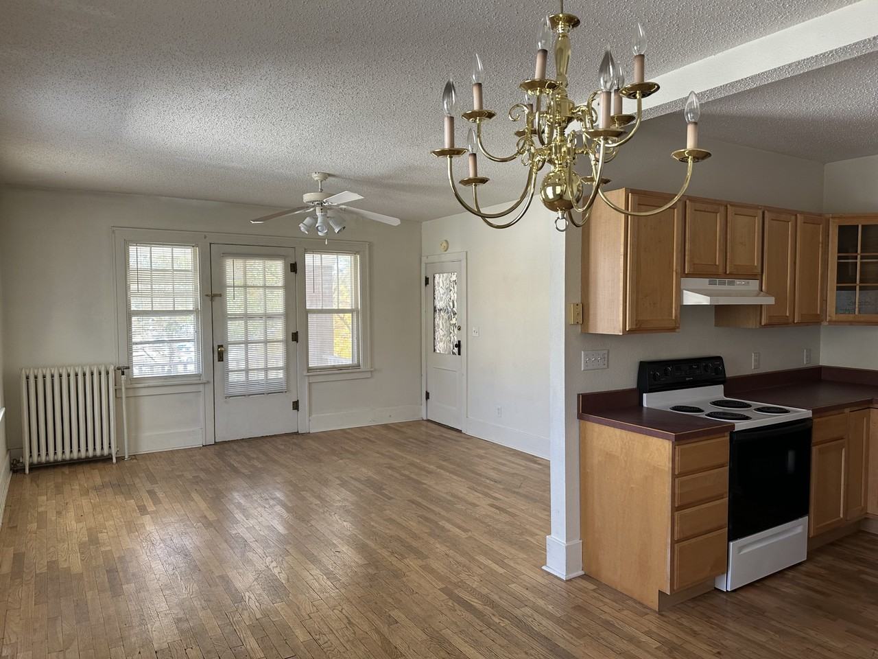 816 Washington St #1 - Photo 2 of 9