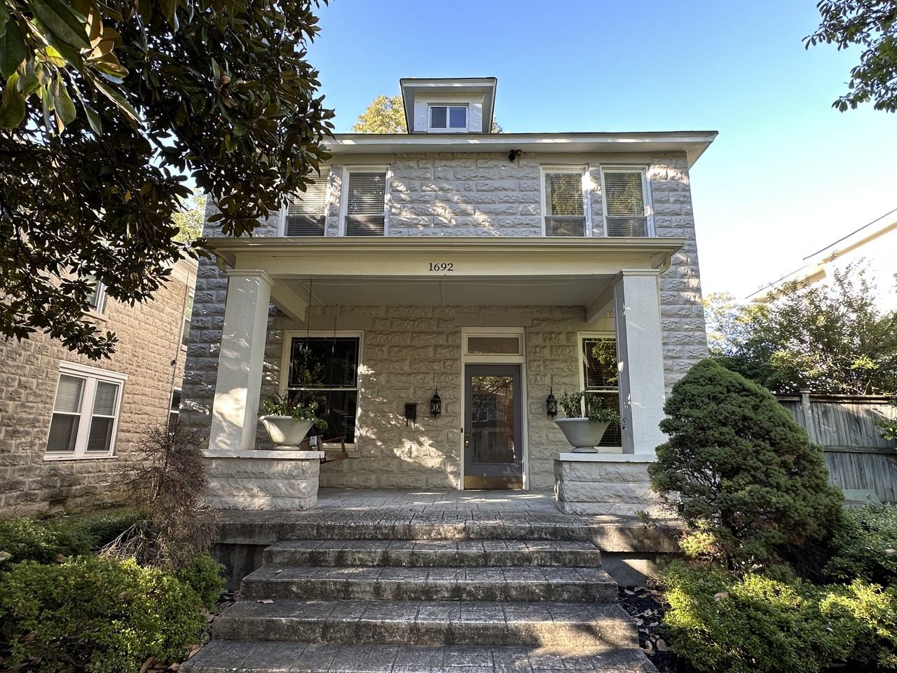 1692 Carruthers Pl #NA - Photo 2 of 22