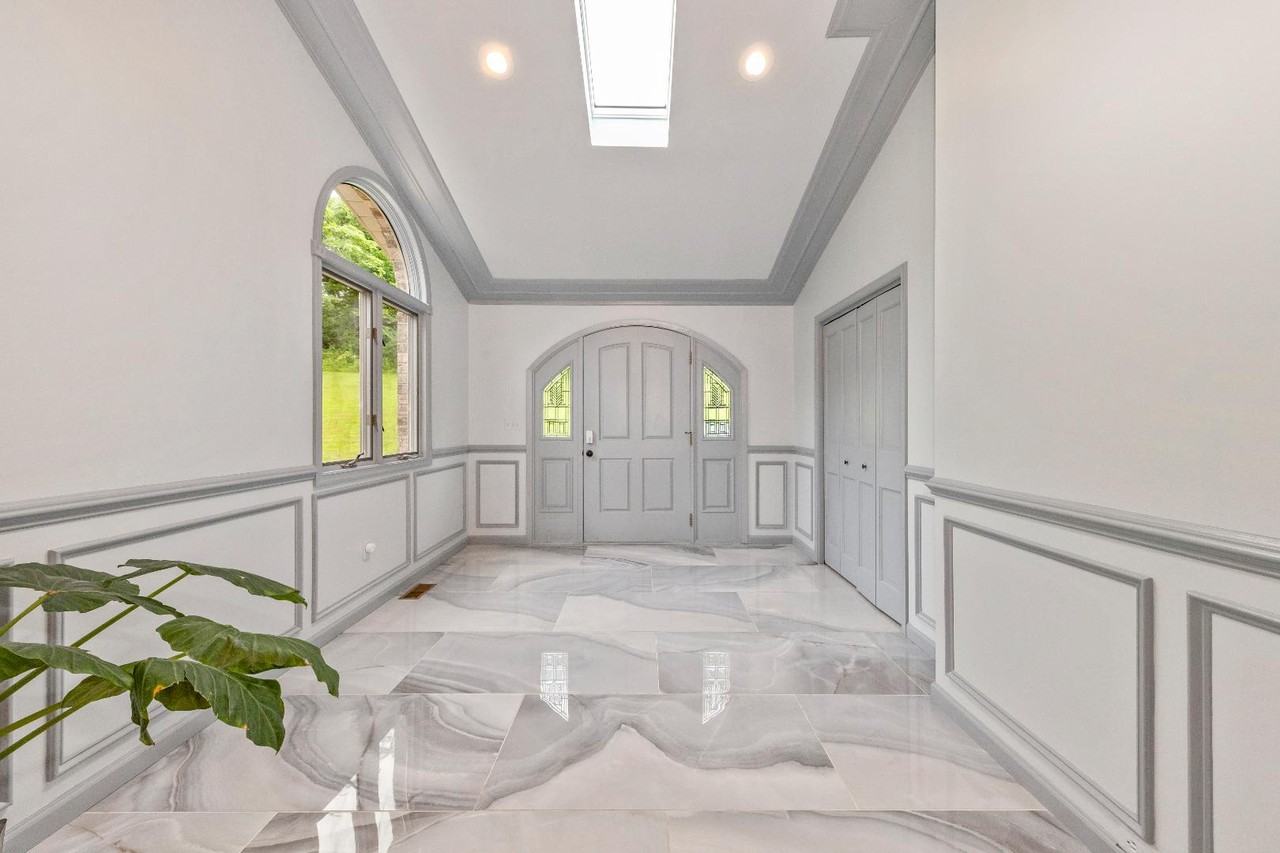 10011 Baltimore National Pike - Photo 3 of 11