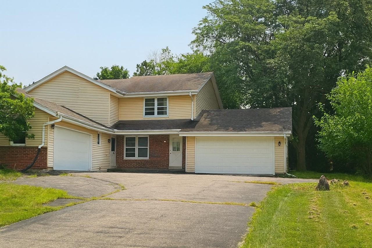 16525 Dane Ct E - Photo 4 of 13