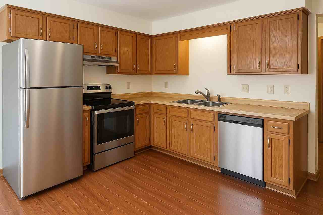 1812 Michael Dr - Photo 2 of 15