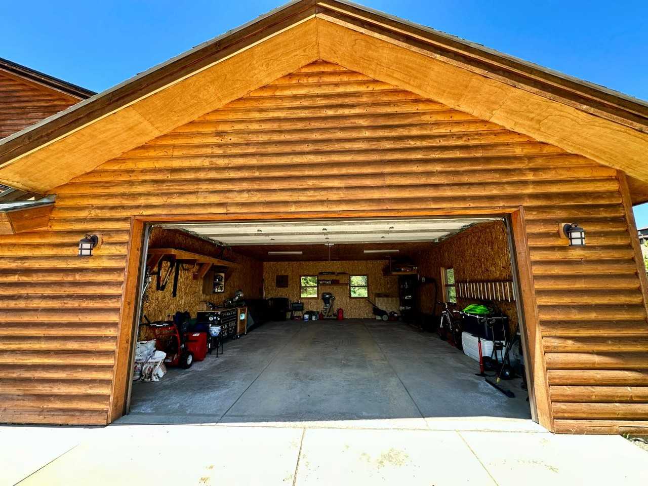 966 Oak Ct - Photo 5 of 17