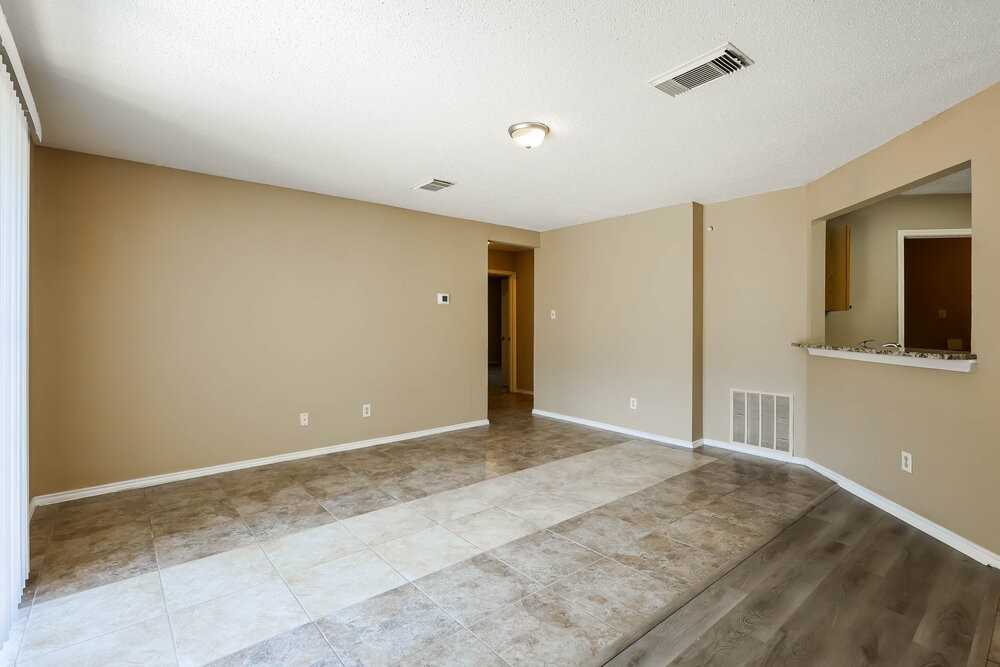 10736 Juniper Pass - Photo 5 of 17