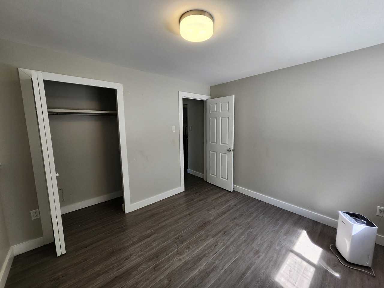 33 Dobbin St #4 - Photo 6 of 8