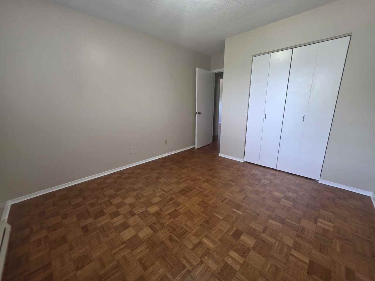 365 Weller Ave #3 - Photo 6 of 11