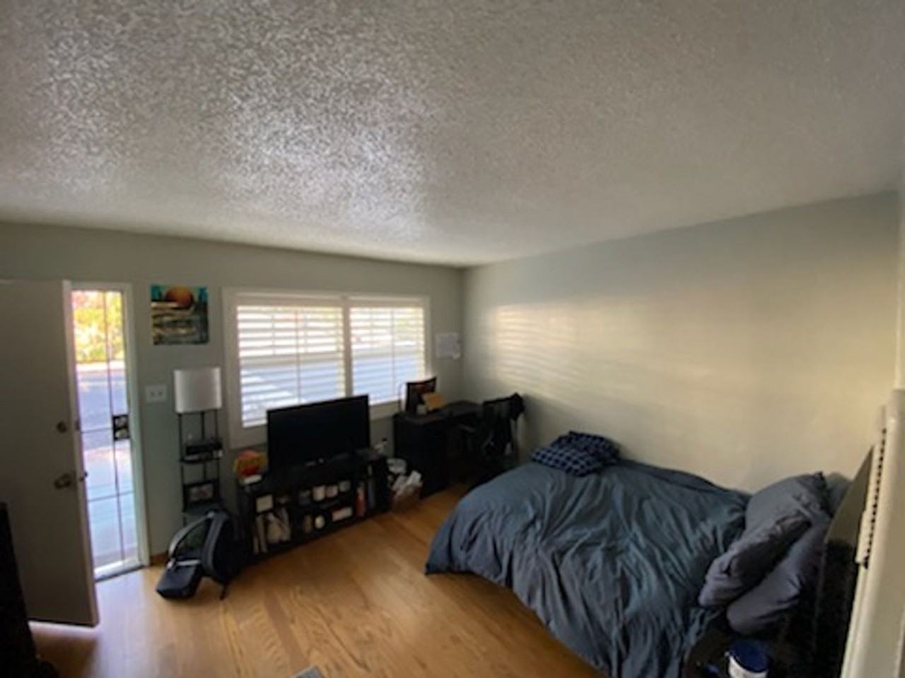 3102 - Photo 4 of 33