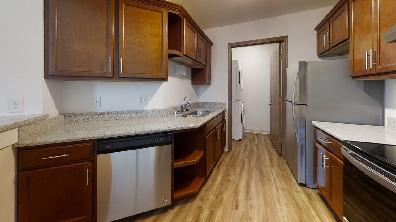 N86W14210 Fond Du Lac Ave - Photo 7 of 13