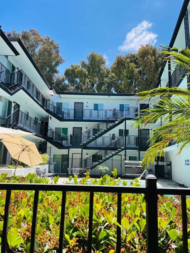 4490 Collwood Blvd - Photo 5 of 12