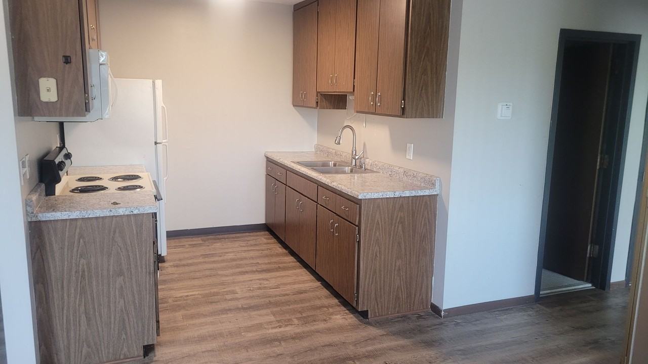 River Walk Apartments of Delano - Photo 4 of 15