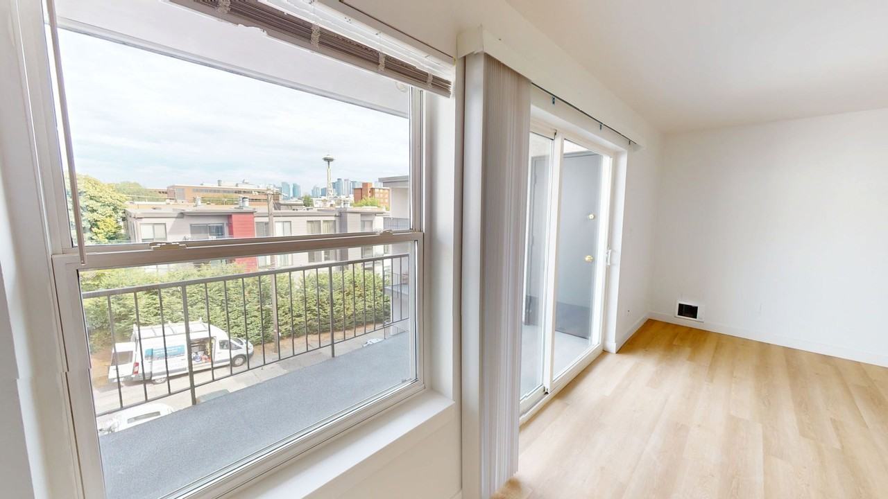 620 5th Ave W - Photo 5 of 50