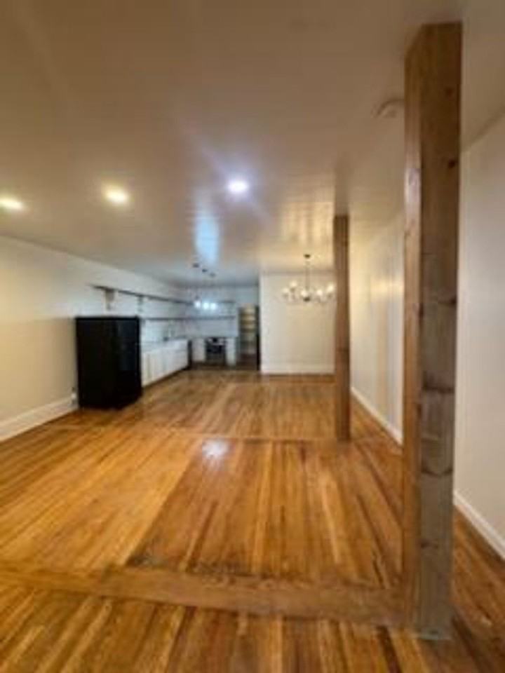 1513 Front St - Photo 3 of 16