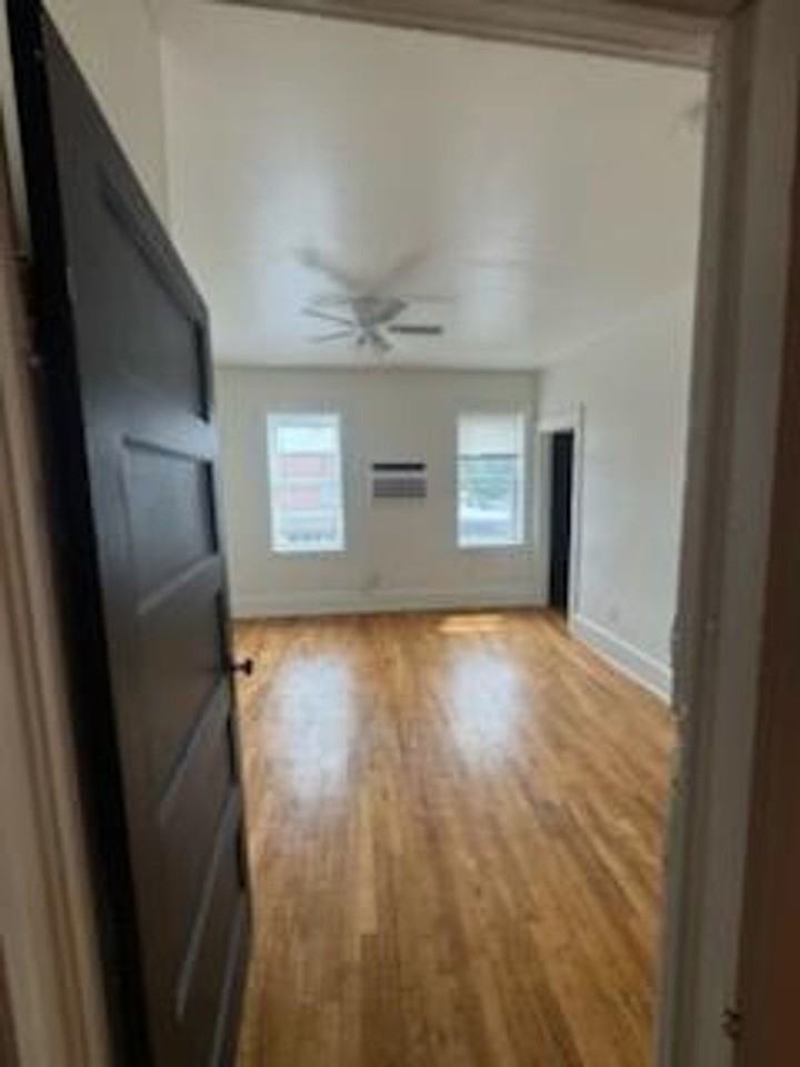 1513 Front St - Photo 7 of 16