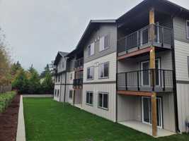 featured image of 446 Northeast Izett Street