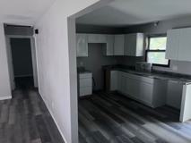 605 E Maple St - Photo 1 of 1