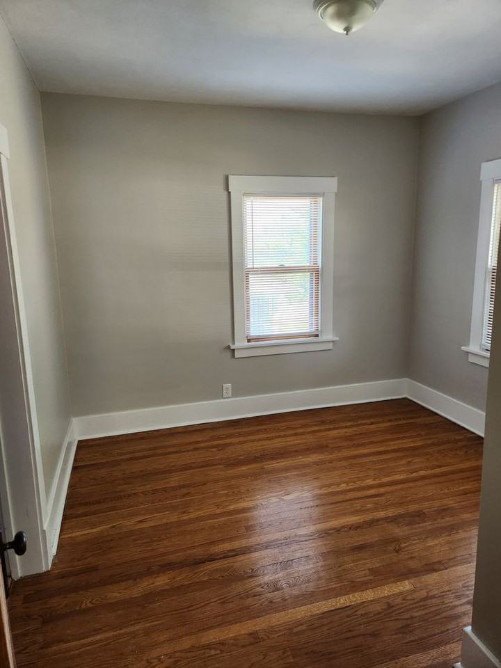 628 N 47th St - Photo 4 of 22