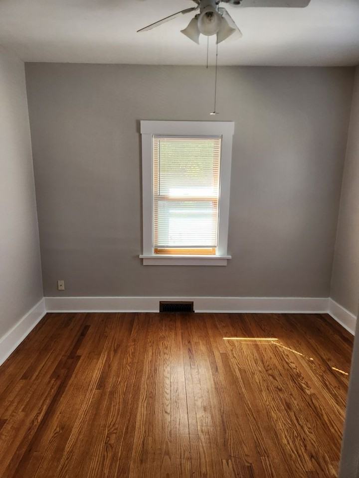 628 N 47th St - Photo 6 of 22