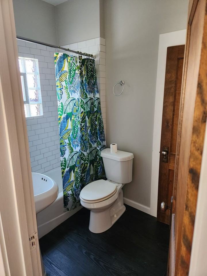 628 N 47th St - Photo 7 of 22