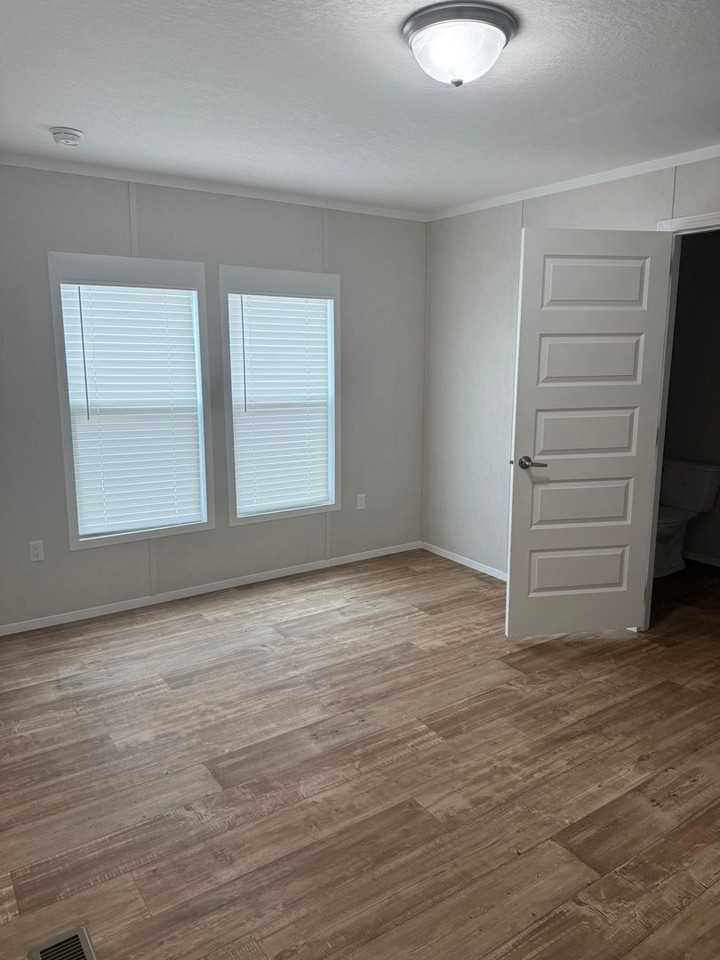 142 W Royal Palm Ave - Photo 7 of 18