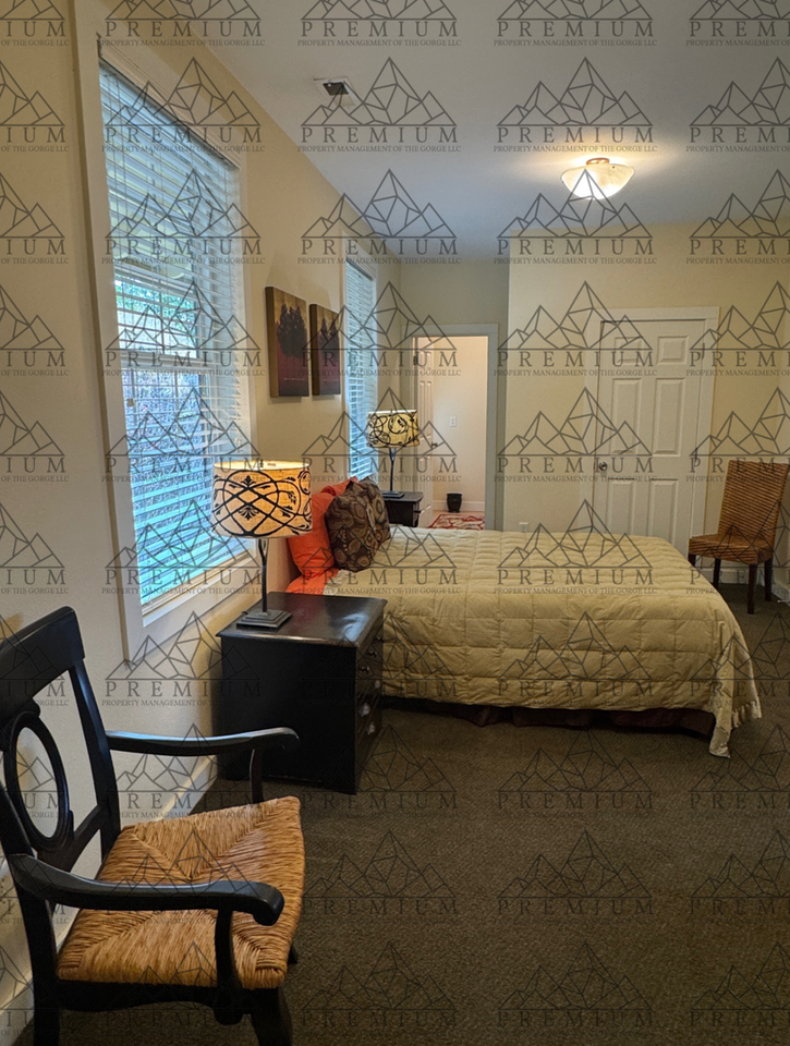 1006 East 2nd Street - Photo 6 of 29