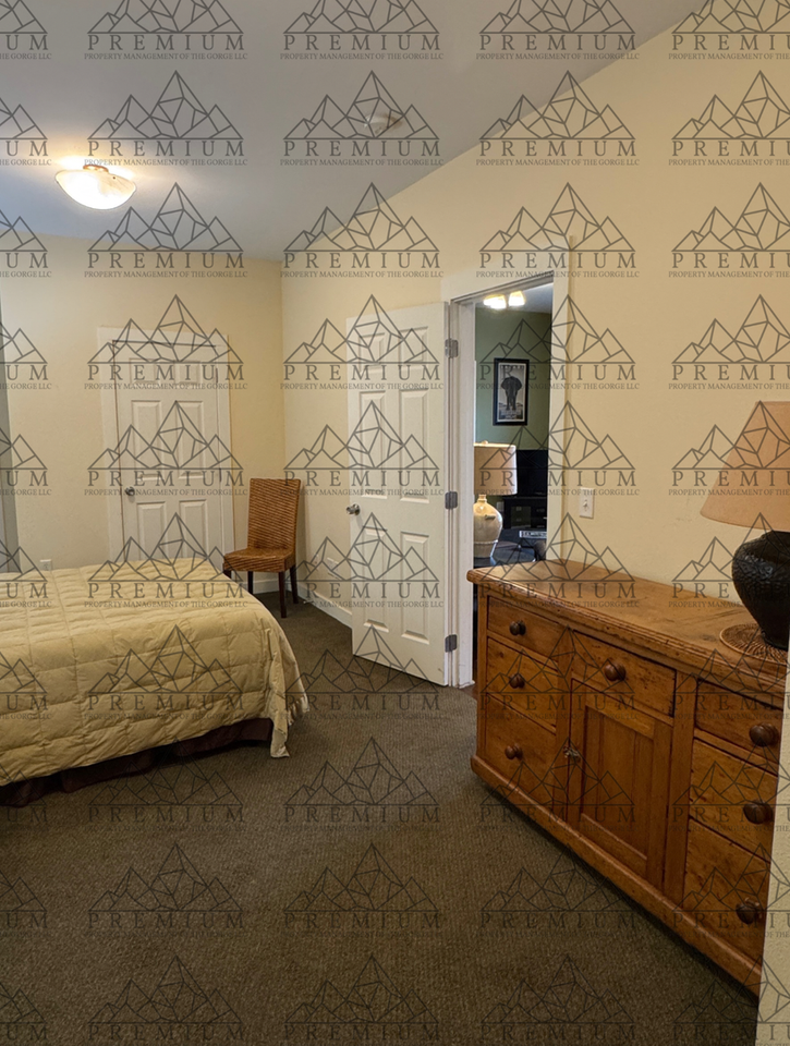 1006 East 2nd Street - Photo 7 of 29