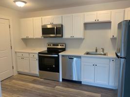 featured image of 72 Upper Main St