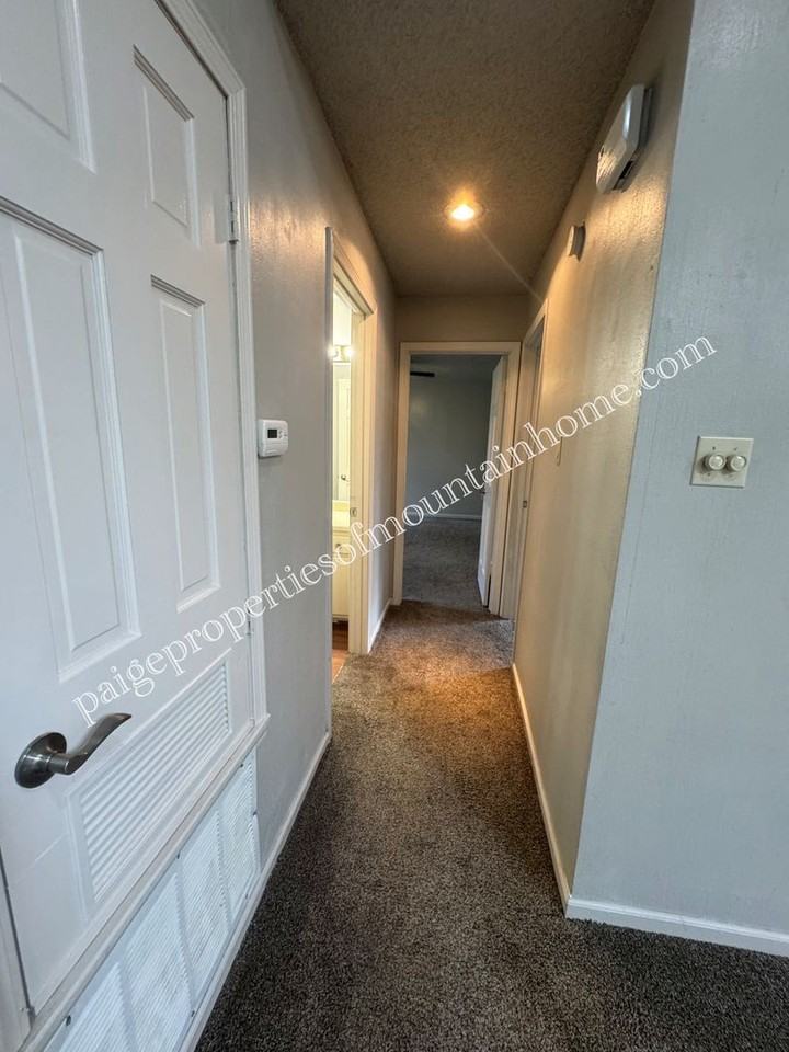 605 Cooper Estates Dr #09 - Photo 7 of 16