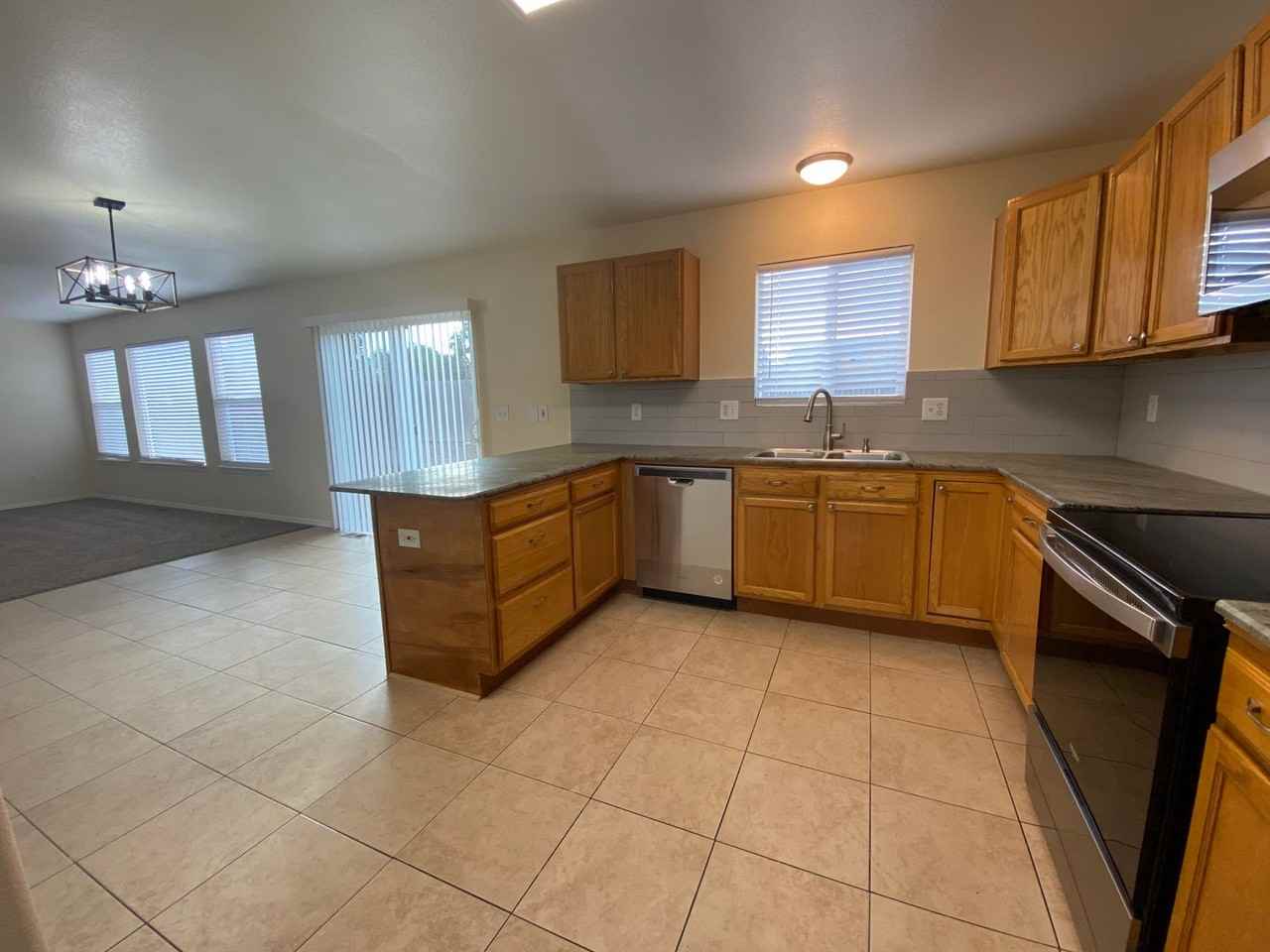 4635 Skylark Rd - Photo 5 of 19