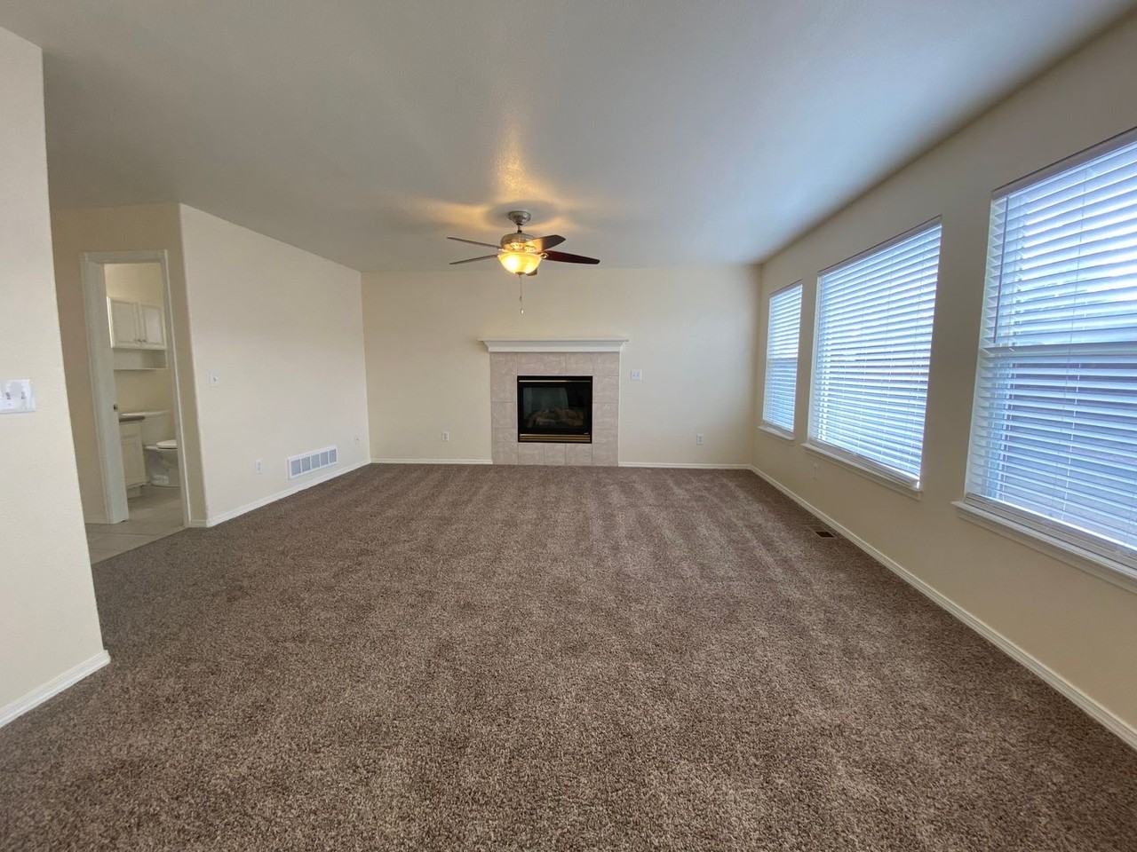 4635 Skylark Rd - Photo 7 of 19