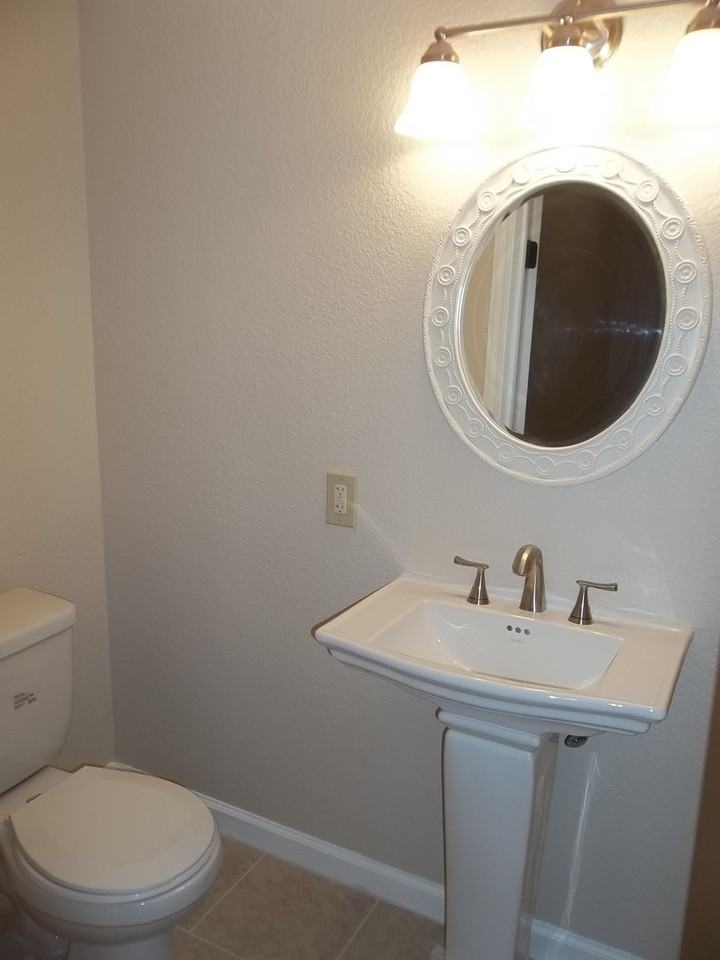 1921 South 35th Street - Photo 4 of 16