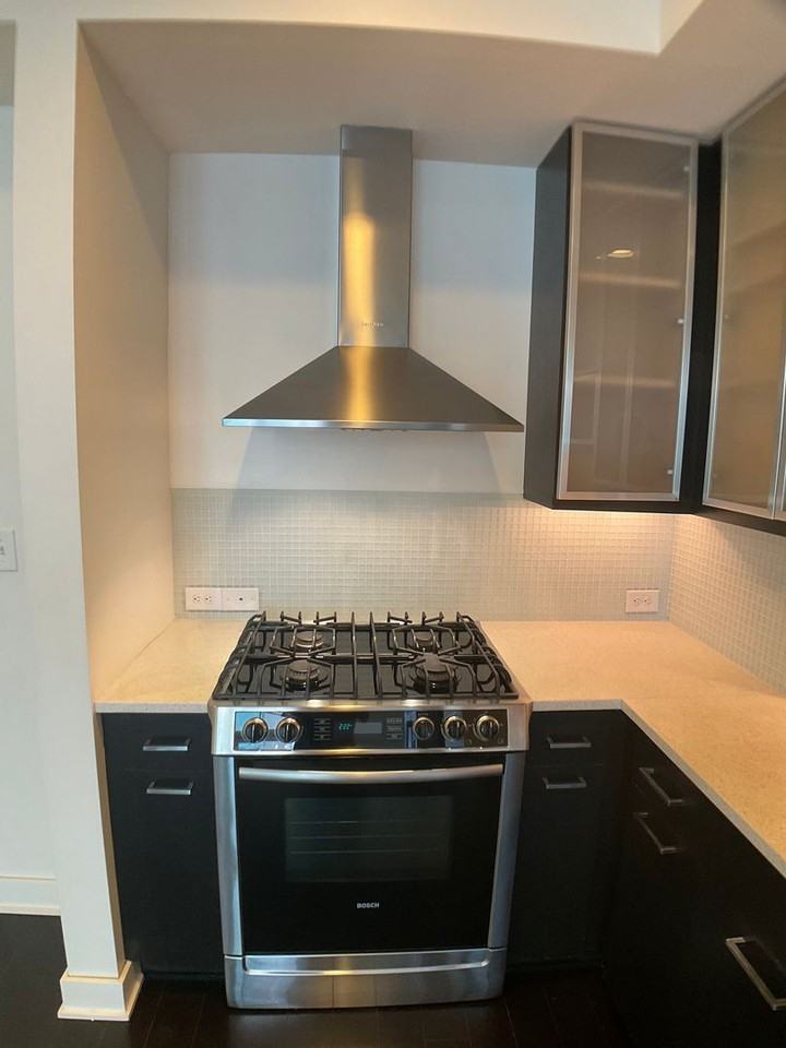 601 W Rosemary St #414 - Photo 5 of 32