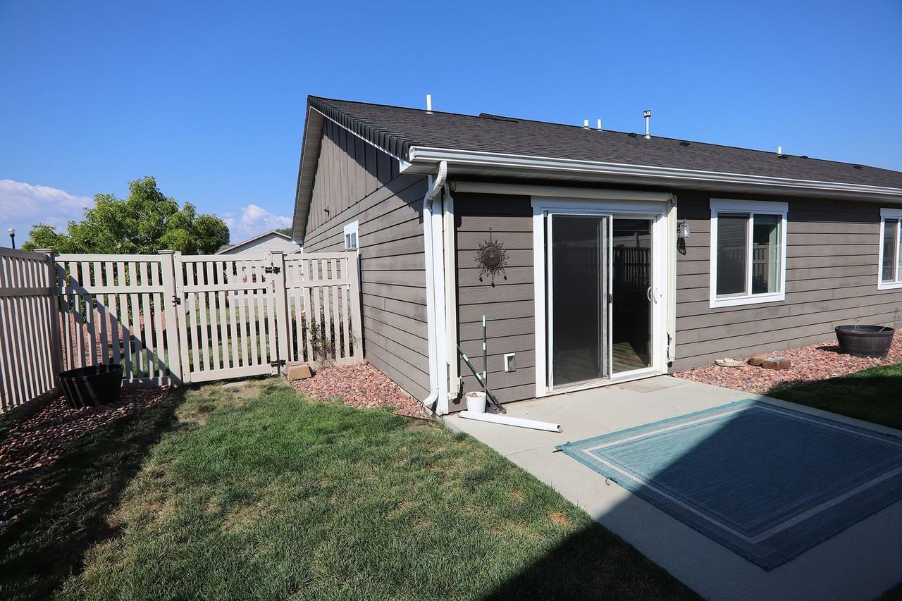 810 Pinyon Pl - Photo 5 of 25