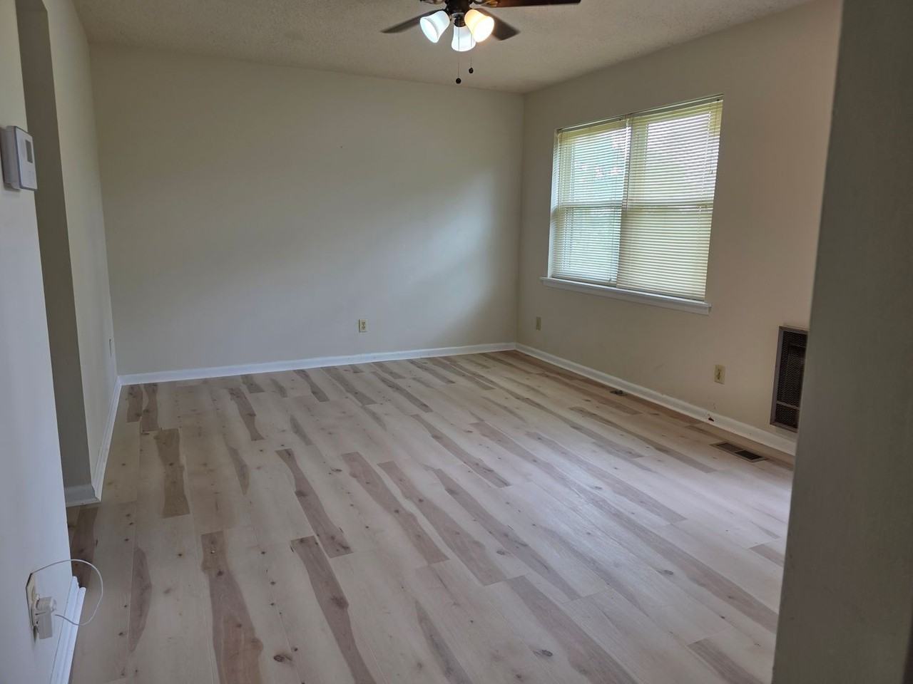 145 Harris Rd Nw - Photo 4 of 11