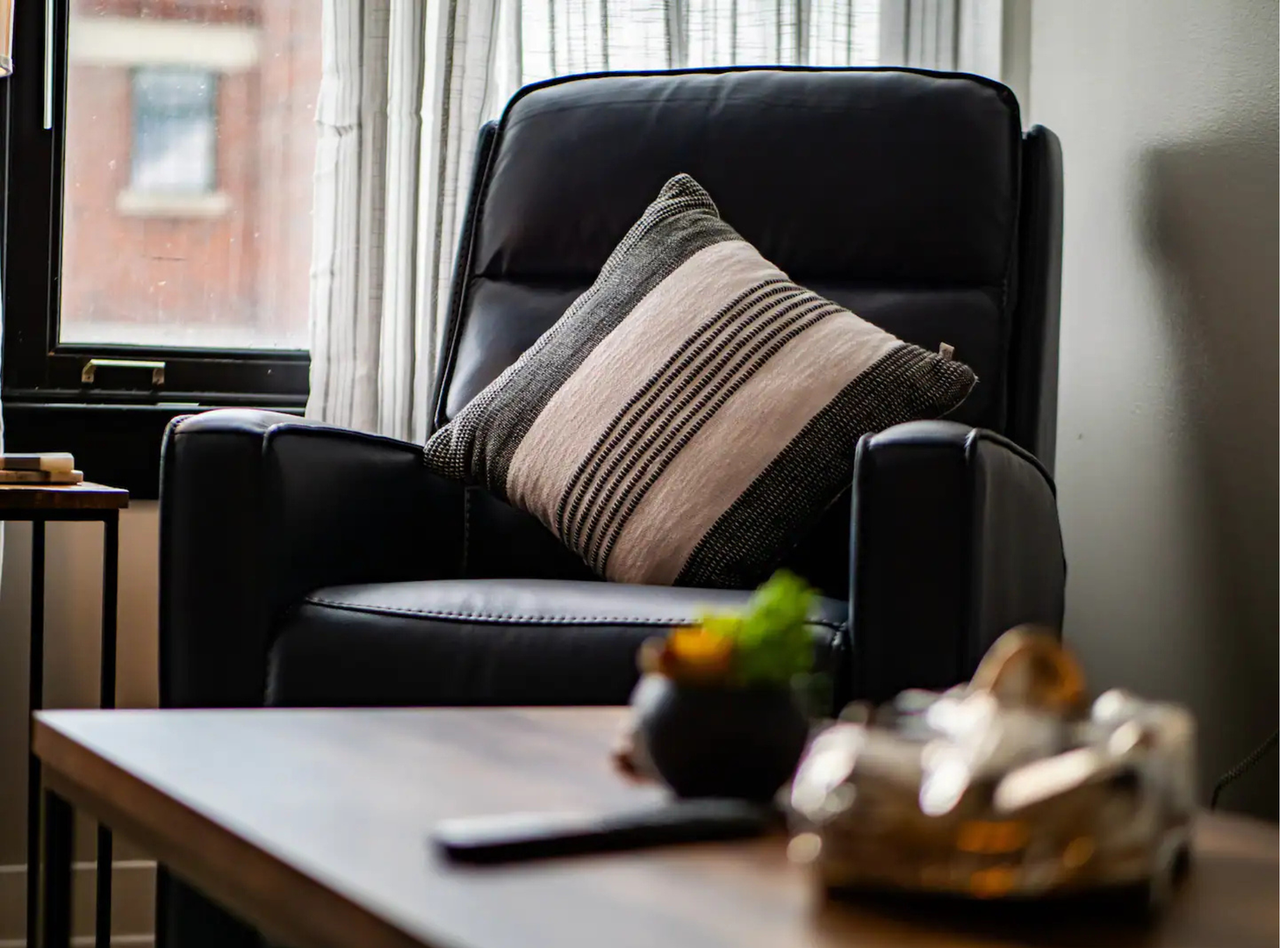 1211 West 9th Street - Photo 4 of 40