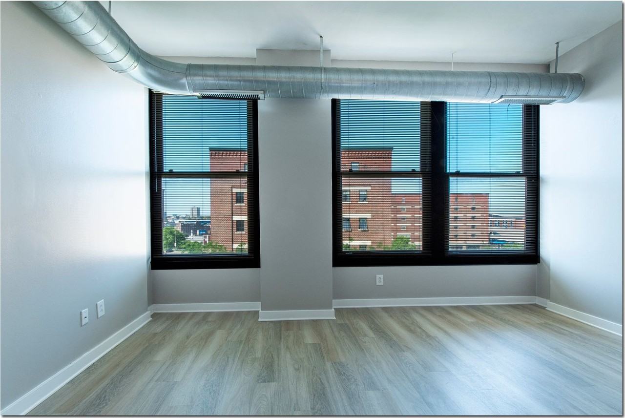 1211 West 9th Street - Photo 6 of 40