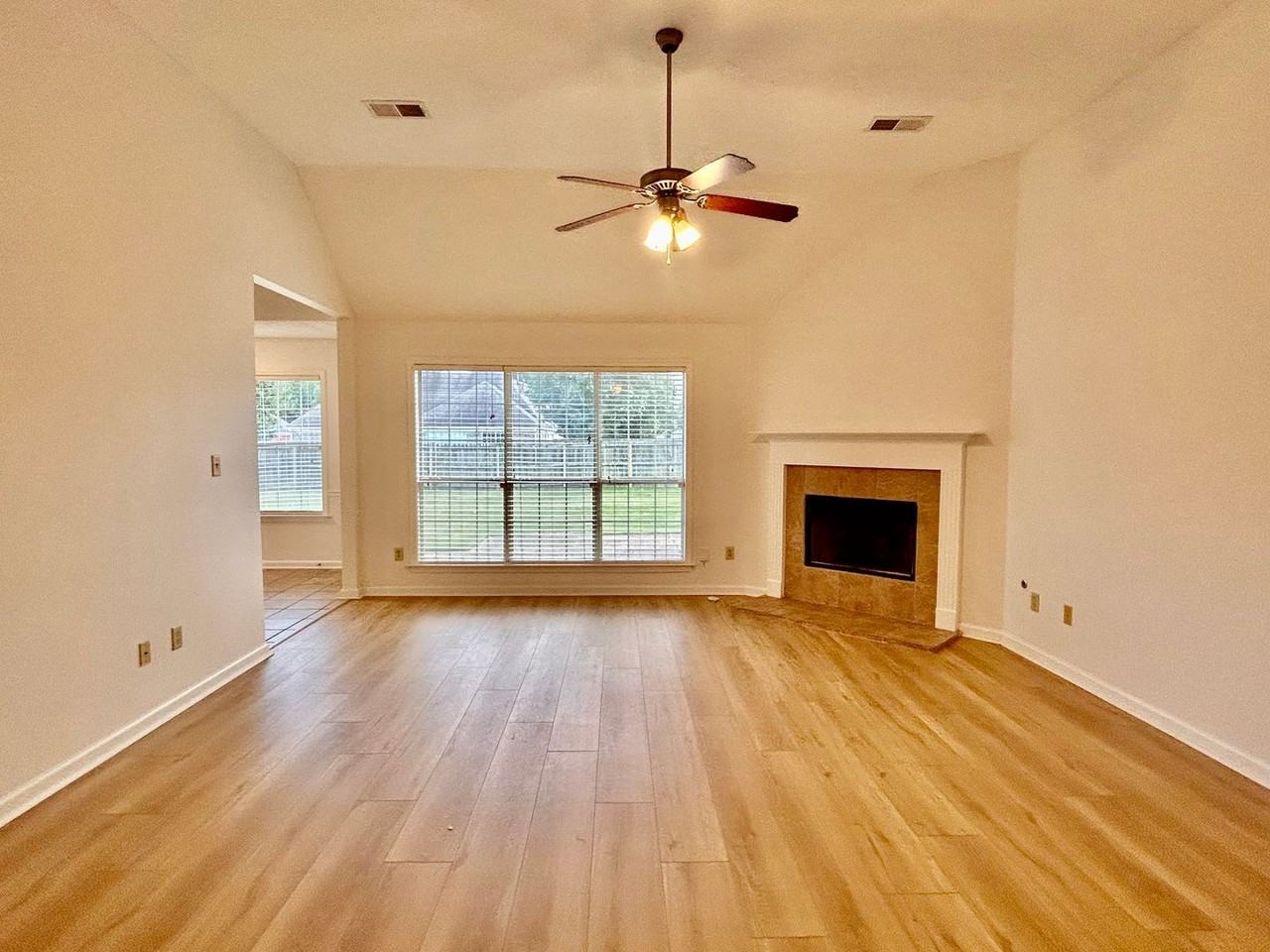 6519 Royal King Dr - Photo 2 of 26