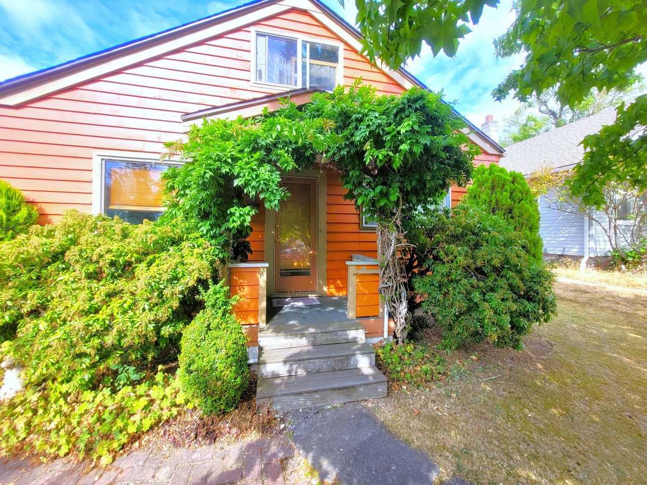 2515 Nevada St - Photo 3 of 48
