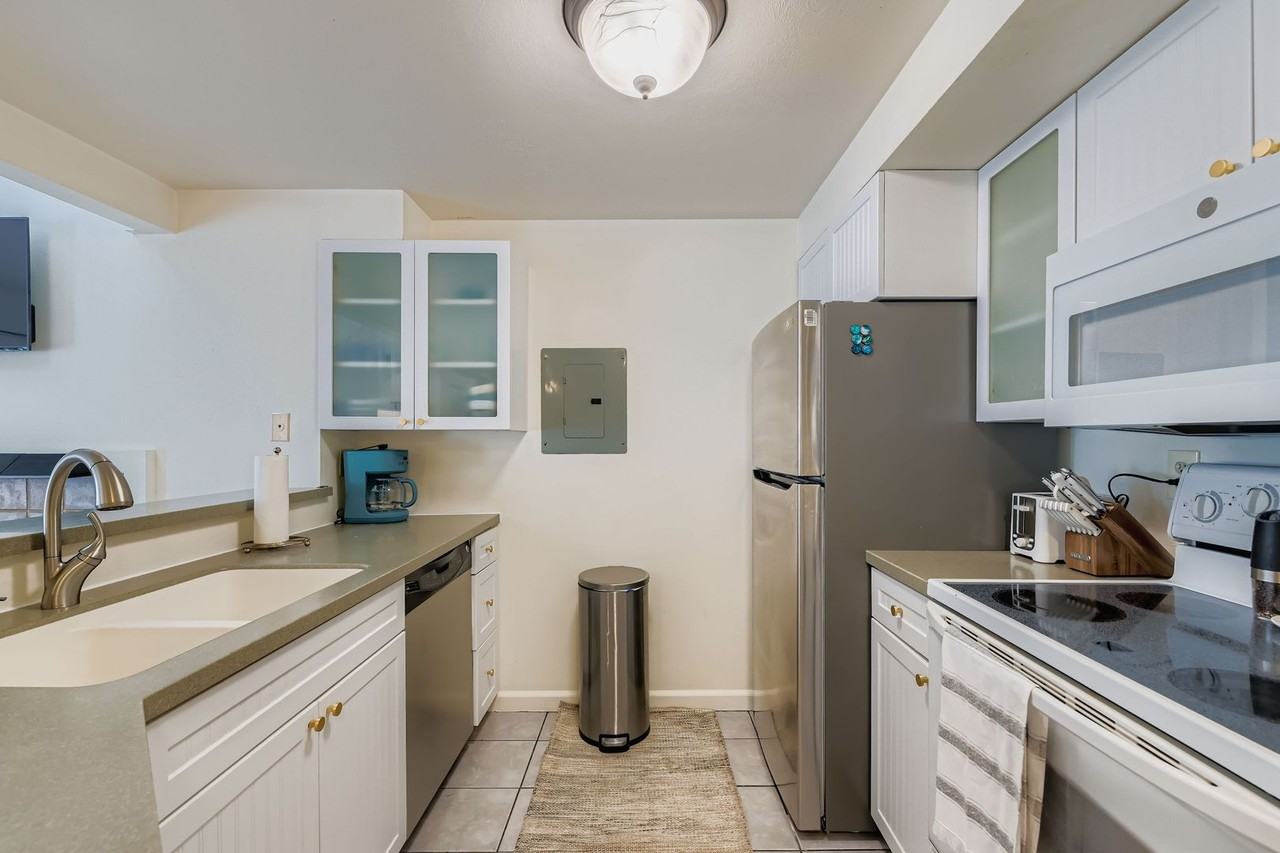 20 S Boulder Cir #2304 - Photo 2 of 28