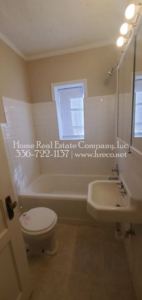 3714 Cherry St #1 - Photo 6 of 9