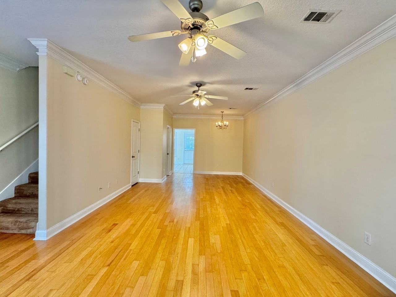 500 Bradwell St Apt A - Photo 4 of 42