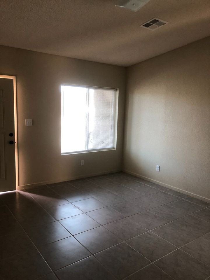 7877 E 43rd Pl - Photo 2 of 22