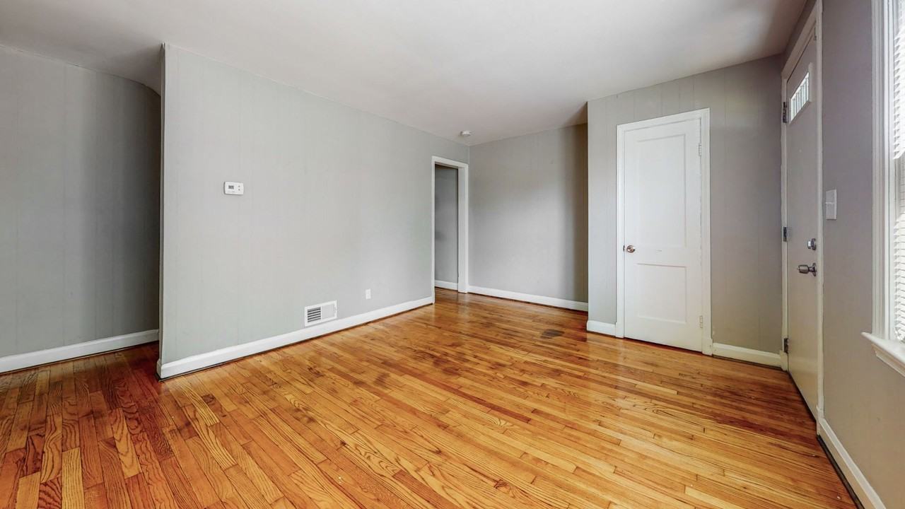 4441 Eldone Rd - Photo 2 of 17