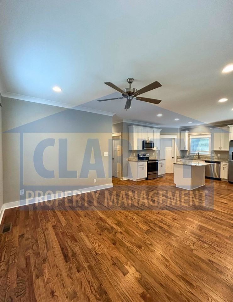 1513 Huff Ave Sw - Photo 7 of 26