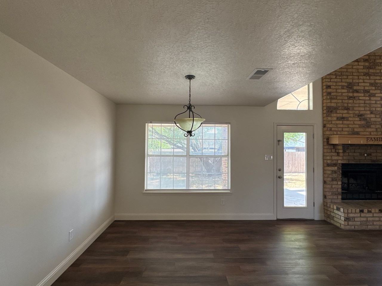 1101 Rosewood Drive - Photo 7 of 16