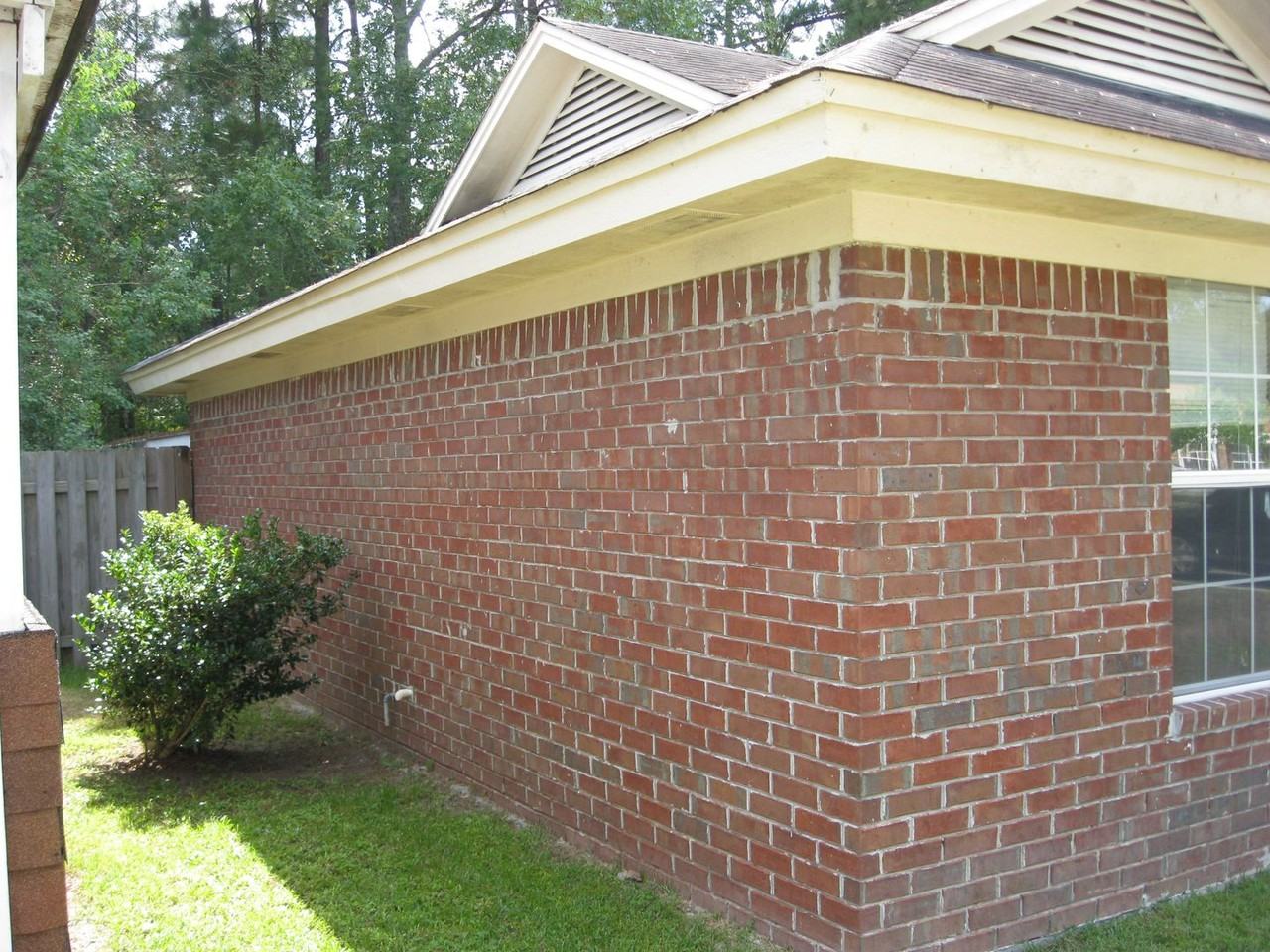 133 Bordeaux Ln - Photo 3 of 18