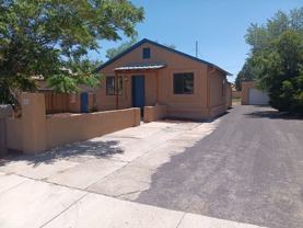 504 San Clemente Ave Nw - Photo 1 of 1