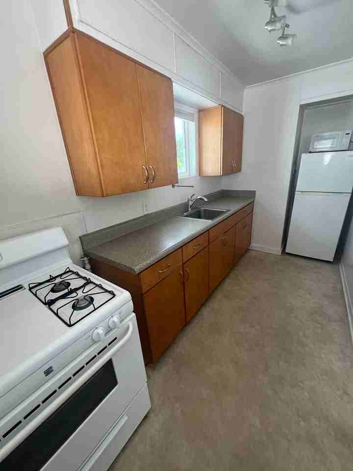 Cottage & Beaver - Photo 6 of 8