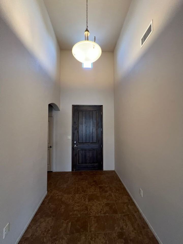 7922 E 38th Pl - Photo 2 of 35