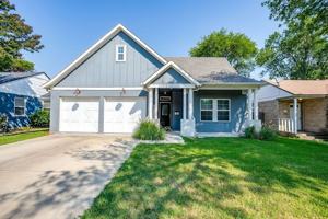 featured image of 3320 Mission St